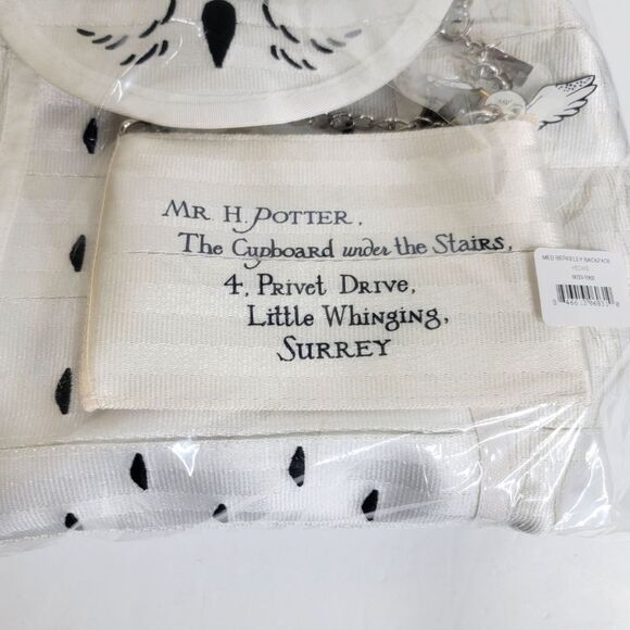 Harveys Harry Potter Medium Berkeley Backpack / Hedwig Limited Edition - IN HAND - Picture 3 of 11